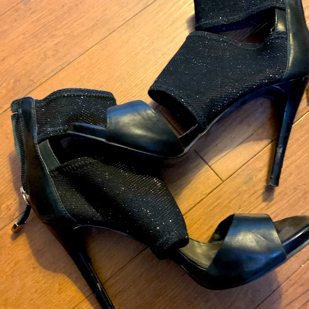 SEXY GUESS HIGH HEELS